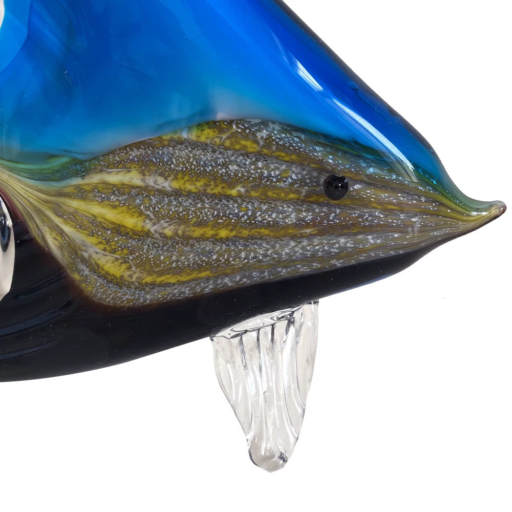 New handmade glass tropical fish ornaments are available every year, with modern home foyer decoration and fish tank landscapin
