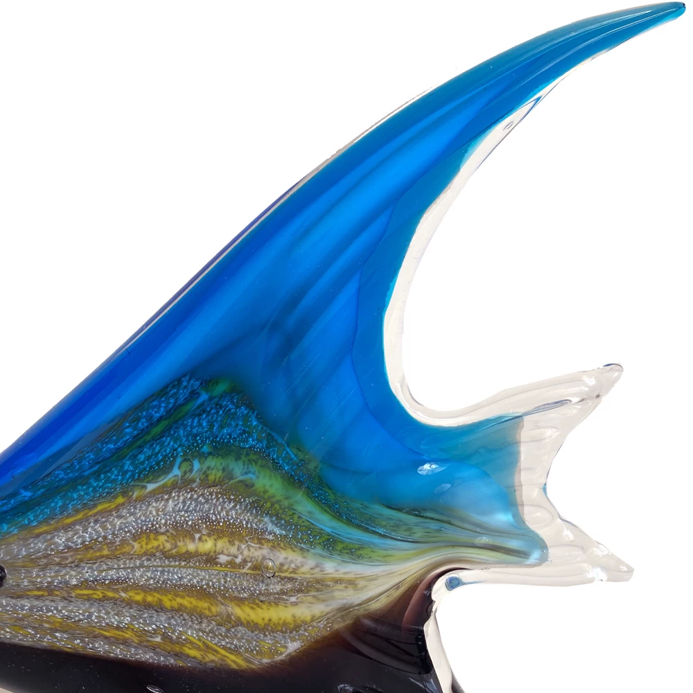 New handmade glass tropical fish ornaments are available every year, with modern home foyer decoration and fish tank landscapin