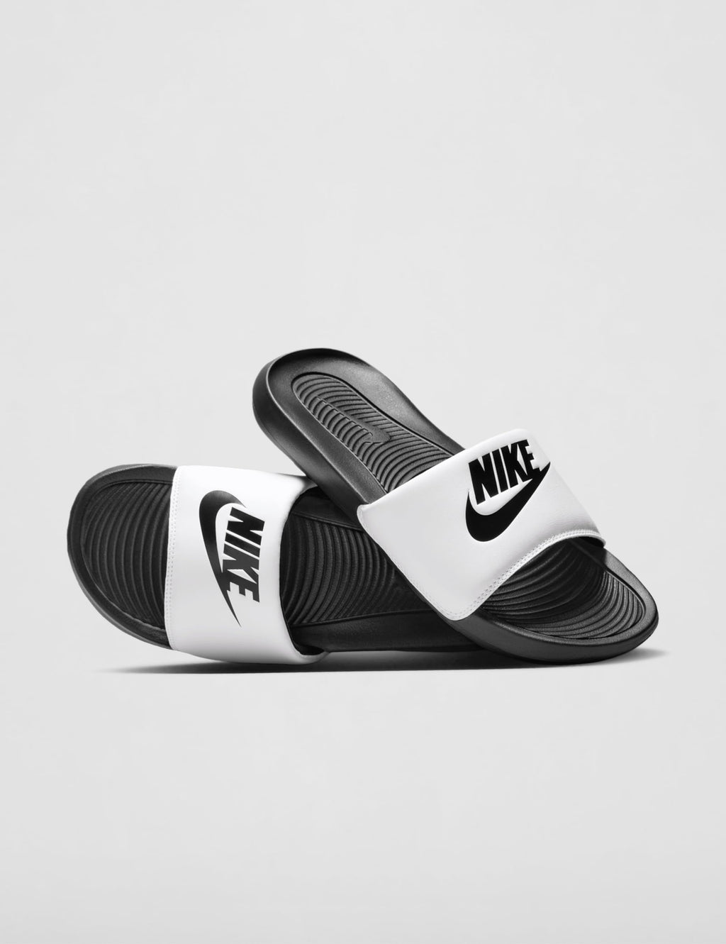 Nike Men's Victori One Slides, Black/Metallic Gold-Black, 15Nike Men's Victori One Slides, Black/Metallic Gold-Black, 15