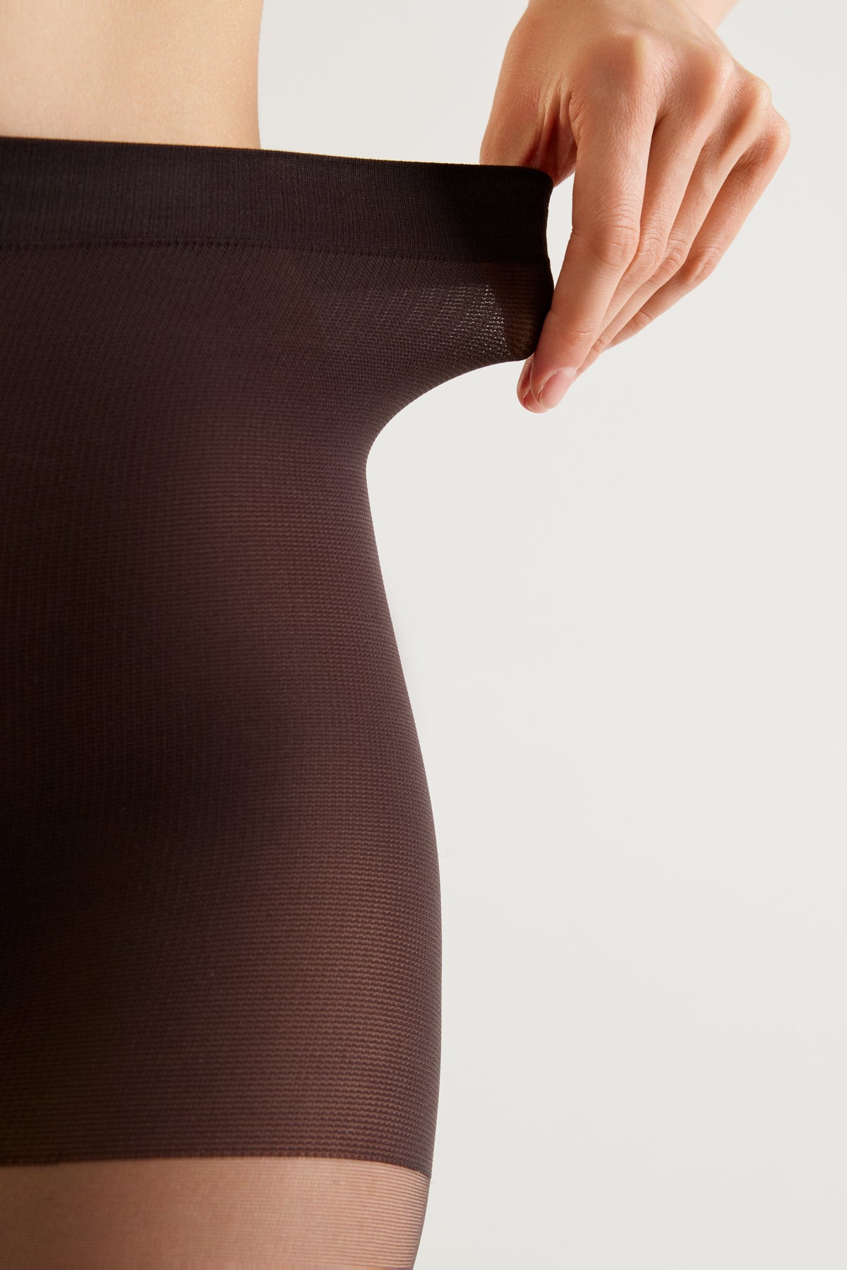Tights Conte Active Soft 40 Den - Shaping Support with Vitamin E